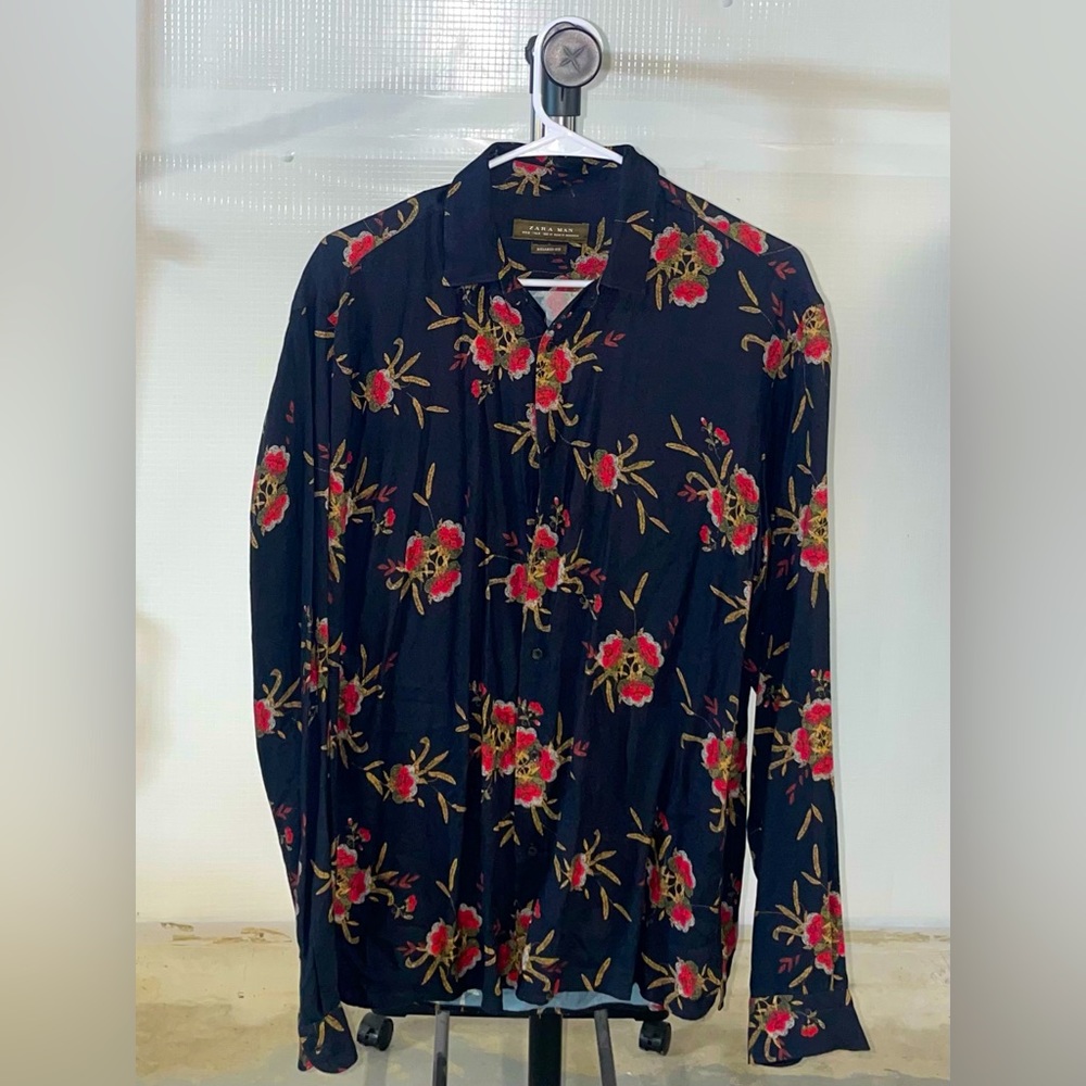 Zara Man Floral Button-Down - Navy